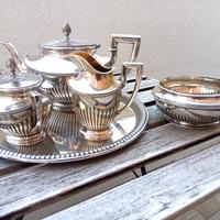 Servizio da Tè e Caffè in Argento 800 Posen 1900