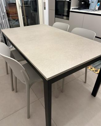 Tavolo da pranzo in laminato 140x80 allungabile