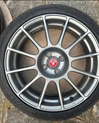Cerchi Abarth + Gomme