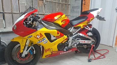 Yamaha YZF R1 - 1999