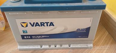 Batteria Varta E11 74AH 680A