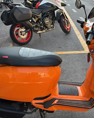 Lambretta V 50 Special KM 0 Arancione