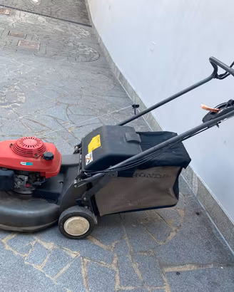 Taglia erba HONDA