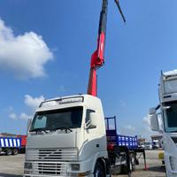 Volvo FH 16-520 gru con Jib e Ribaltabile