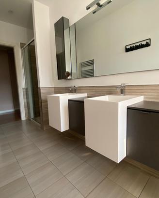 Mobile bagno in legno