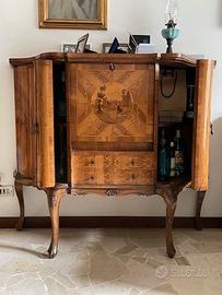 mobile bar intarsiato