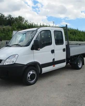 iveco daily 2010 doppia cabina per ricambi
