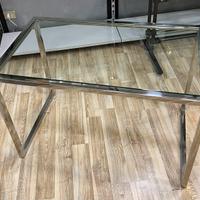 Tavolino acciaio lucido e vetro