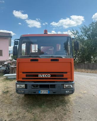 IVECO EURCOCARGO RIBALTABILE  CON GRU E BLOCCO DIF