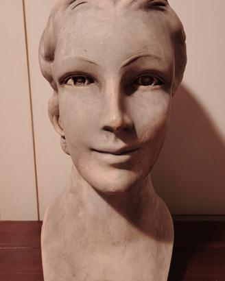 Busto donna della Barts 