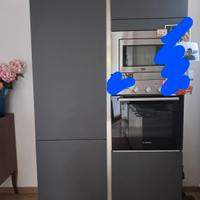 Mobile contenitore frigo, forno e microonde 