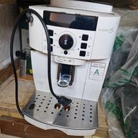 macchina caffè Delonghi Magnifica S