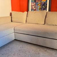 Divano letto con chaise longue contenitore