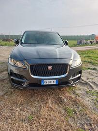 jaguar f-pace 300cv