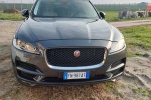 jaguar f-pace 300cv