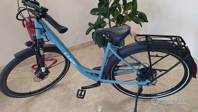 Cube Touring One