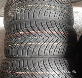 215 45 20 toyo nuove