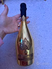 Bottiglia  ARMAND GOLD DE BRIGNAC