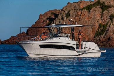 Cap Camarat 10.5 WA S2 Jeanneau+2x300 Mercuri