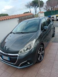 Peugeot 208 gt line 