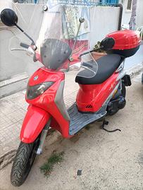 scooter  libertyS 200