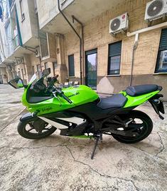 Kawasaki ninja 250R limited edition
