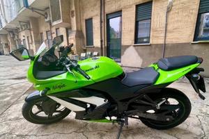 Kawasaki ninja 250R limited edition