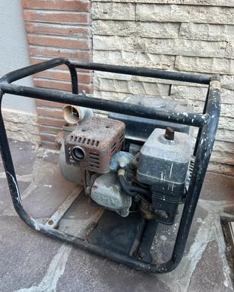 Motopompa a benzina