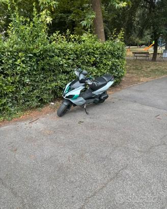 Smembro aprilia sr factory