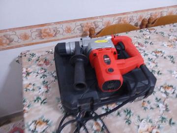 Martello perforatore