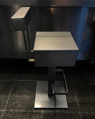 REGALATO - Sgabelli in acciaio inox