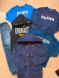 Lotto abbigliamento bambino 9 anni