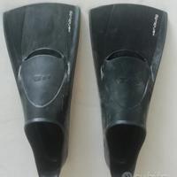 pinne e accessori per nuoto