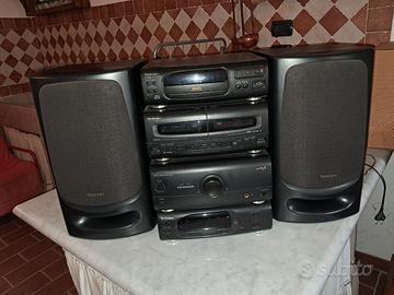 impianto radio con casse e lettore cd+ cassette