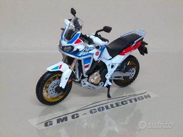 Honda Africa Twin Adventure 2020 Burago 1/18