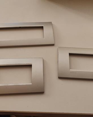 placche grigio btcino
