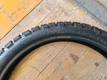 Gomme moto
