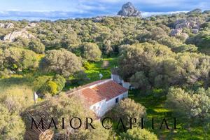 Olbia | Loc. Minatoggia | Stazzo storico circondat