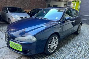 Alfa Romeo 147 1.9 JTD * CERCHI 17''