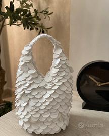 Borsa fatta a mano con paillettes bianche - NUOVA