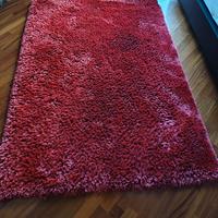 tappeto rosso pelo lungo