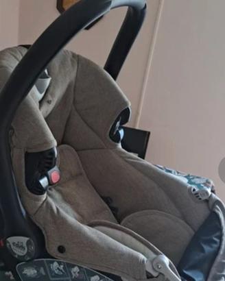 Seggiolino auto CAM fino a 9 kg.
