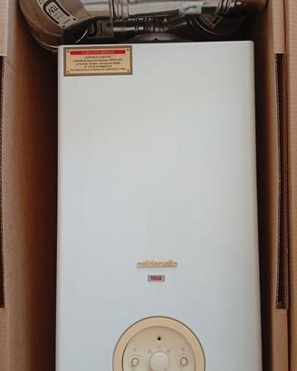 Caldaia Riello camera stagna