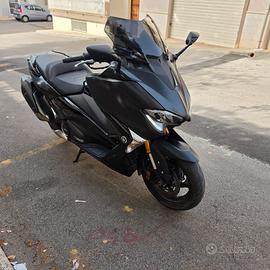 Yamaha Tmax 530