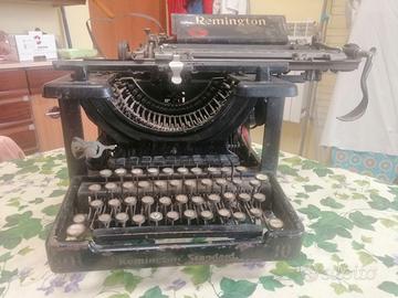 Macchina da scrivere Remington