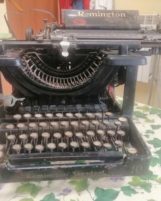 Macchina da scrivere Remington