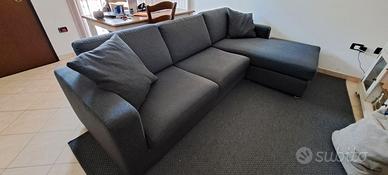 Divano con chaise longue