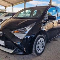 Toyota Aygo Connect 1.0 VVT-i 72CV 5 porte x-busin
