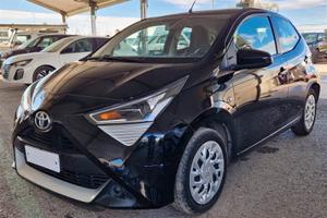 Toyota Aygo Connect 1.0 VVT-i 72CV 5 porte x-busin