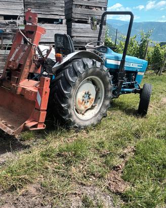trattore e vericello forestale